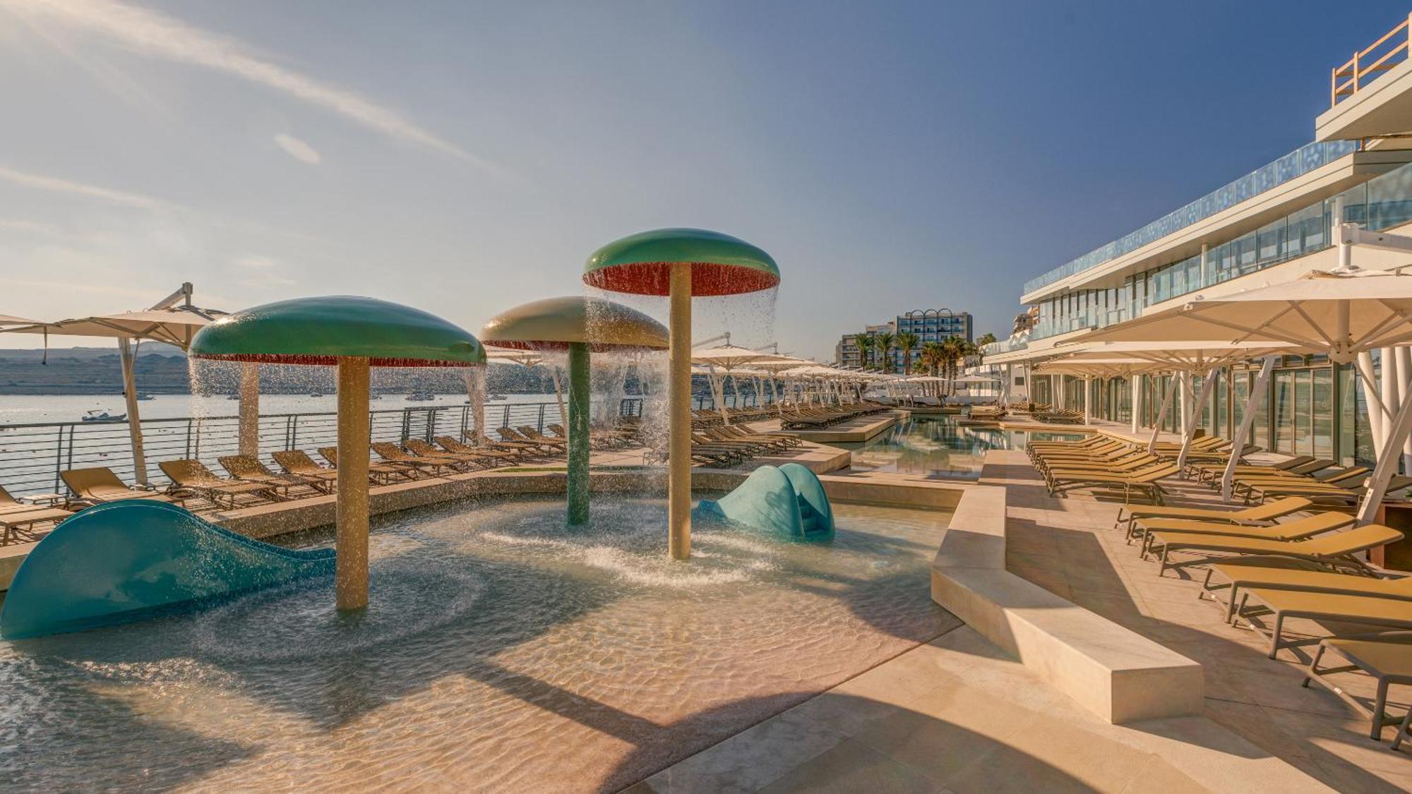 Ax Odycy Hotel St. Paul's Bay Exterior photo